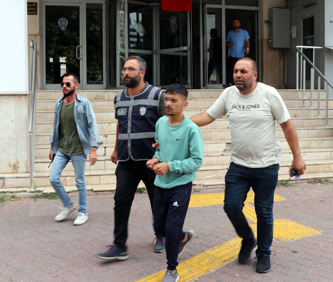 Öyle bir yere saklandı ki, polis bile şaştı kaldı! 10 yıl 7 ay hapis cezasına çarptırılmıştı, aranıyordu 2